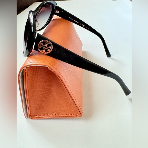 Tory Burch Sunglasses - Picture 2 of 6